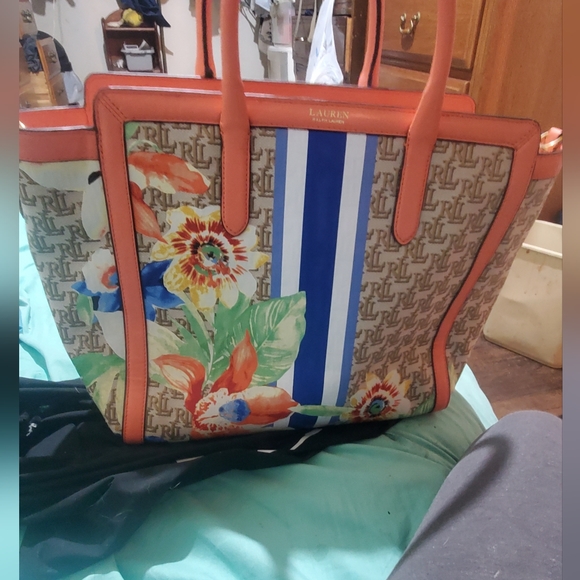 Lauren Ralph LaurenMonogram Signature Logo Bag